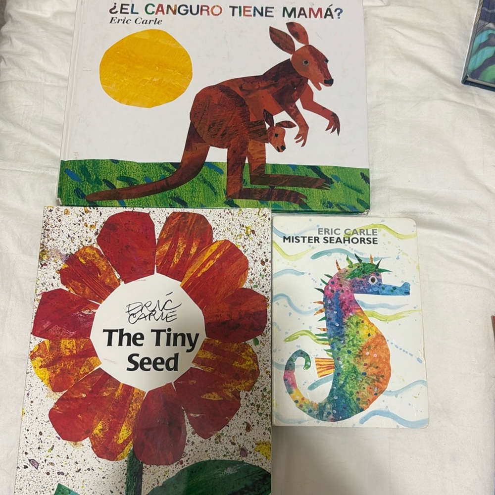 3EricCarle kids books 1 Spanish, good/fear condition2inEnglish Great condition